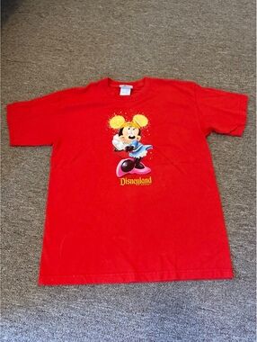 Vintage Disneyland Resort Minnie Mouse Red T-Shirt Size L